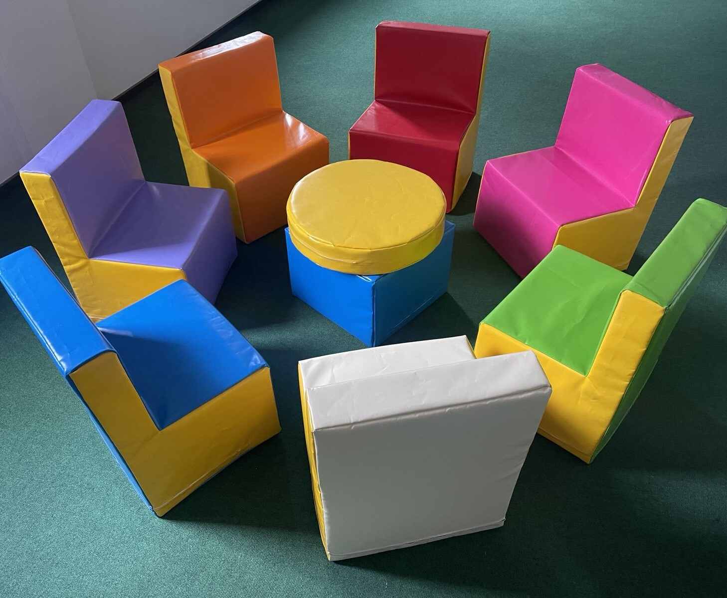 Набор мебели Мир Друзей KIDIGO